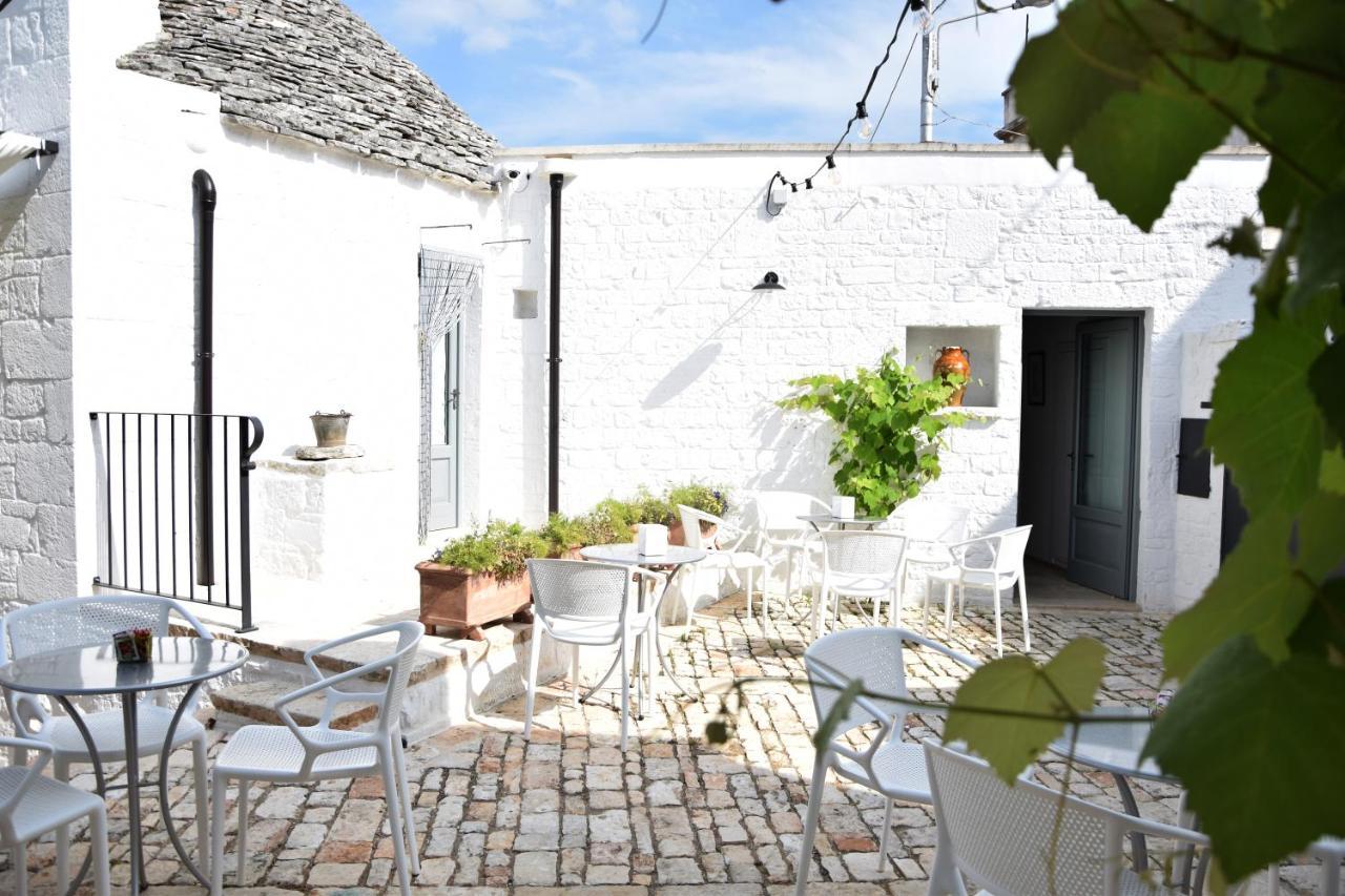 Corte Trullo Sovrano B&B Альберобелло Экстерьер фото